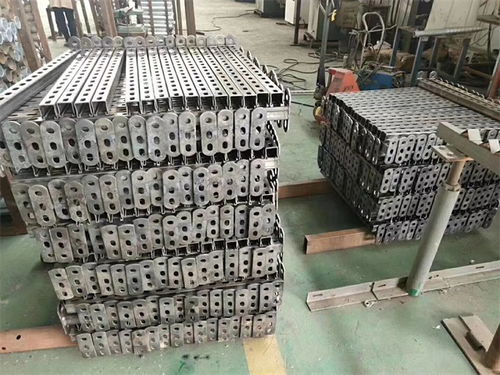 榮祥新能源科技公司 抗震支架價(jià)格解析與天津光伏設(shè)備發(fā)展趨勢